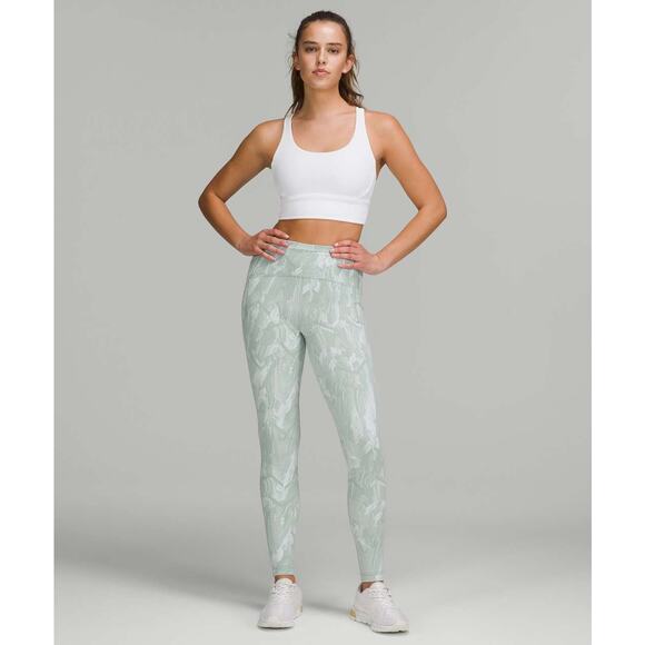 Lululemon Swift Speed High Rise Tight Reverberate Chevron Silver Blue Size 2 - Picture 1 of 10